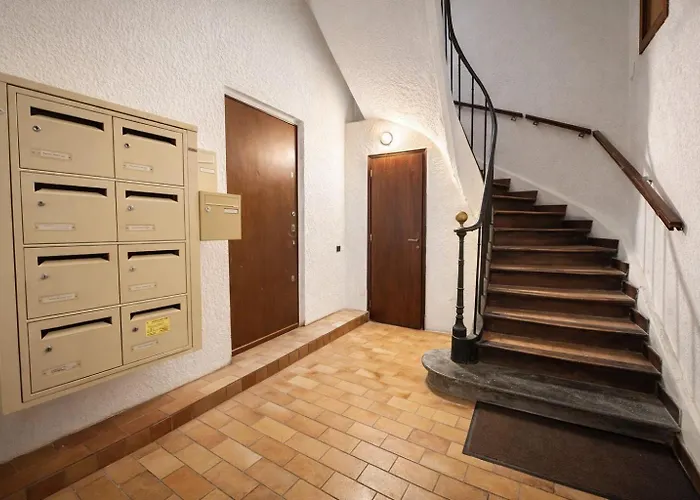 Appartement Spacieux Sous Les Toits De *