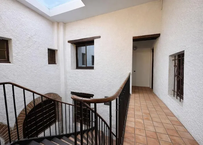 Appartement Spacieux Sous Les Toits De Perpignan