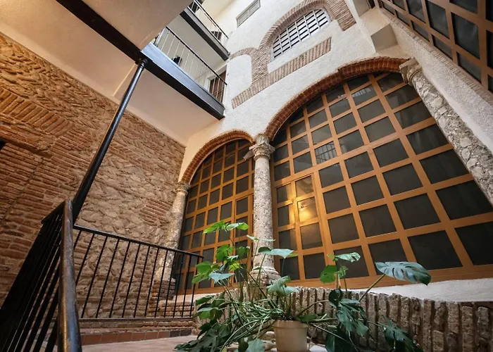 Spacieux Sous Les Toits De Appartement